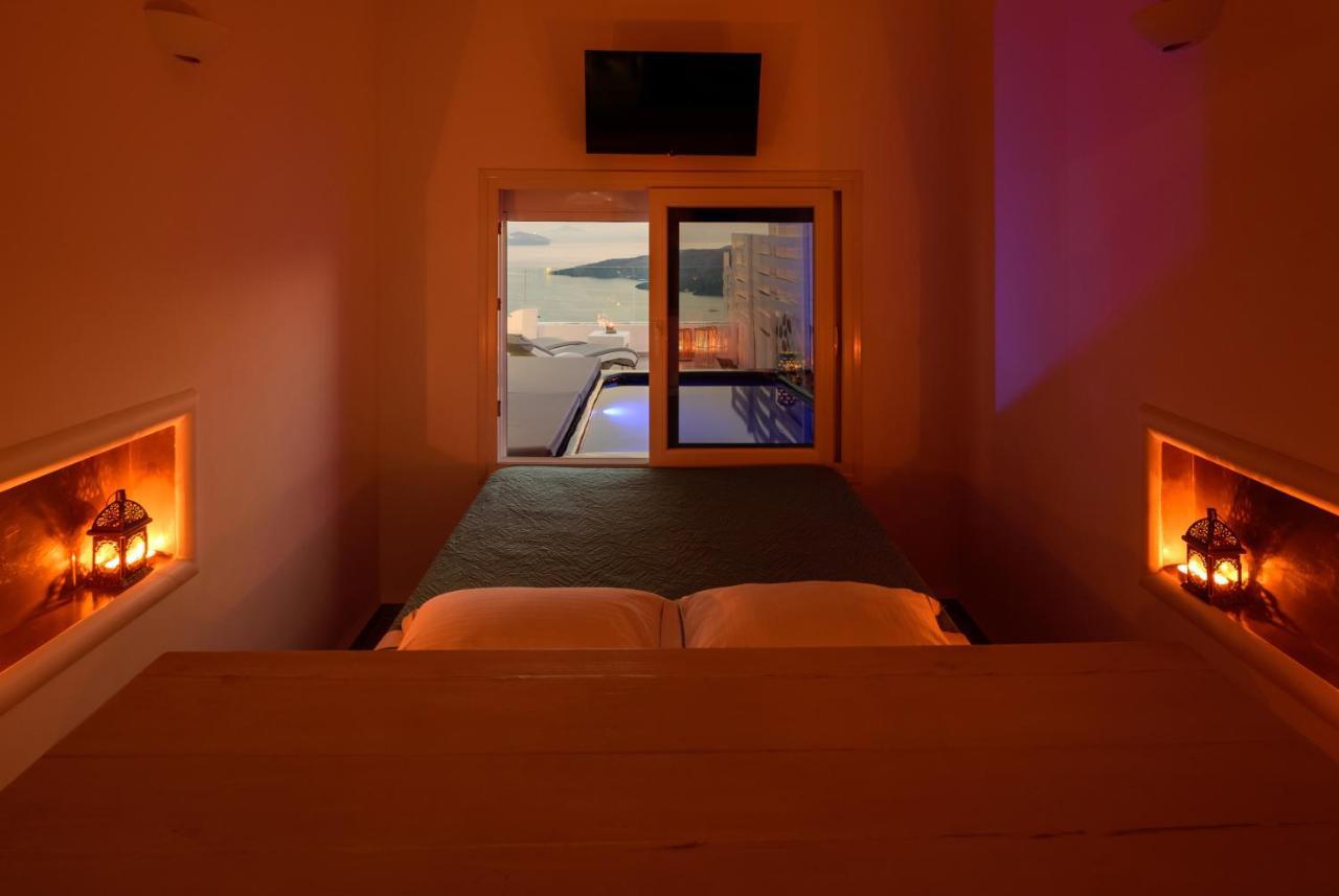 Fira Deep Blue Suites Exteriör bild