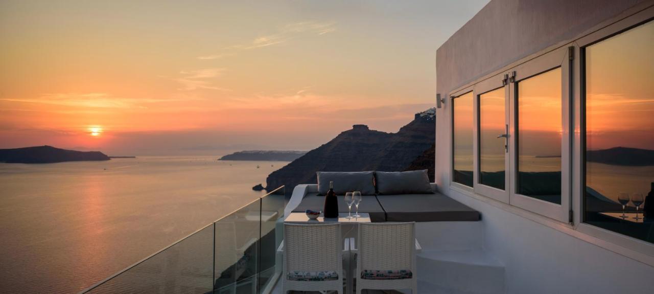Fira Deep Blue Suites Exteriör bild