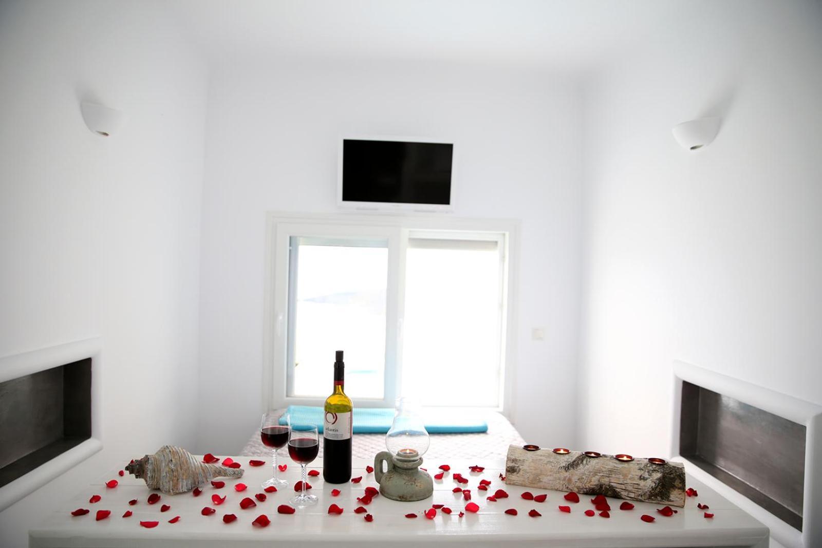 Fira Deep Blue Suites Exteriör bild